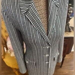 St. John evening jacket sz 2